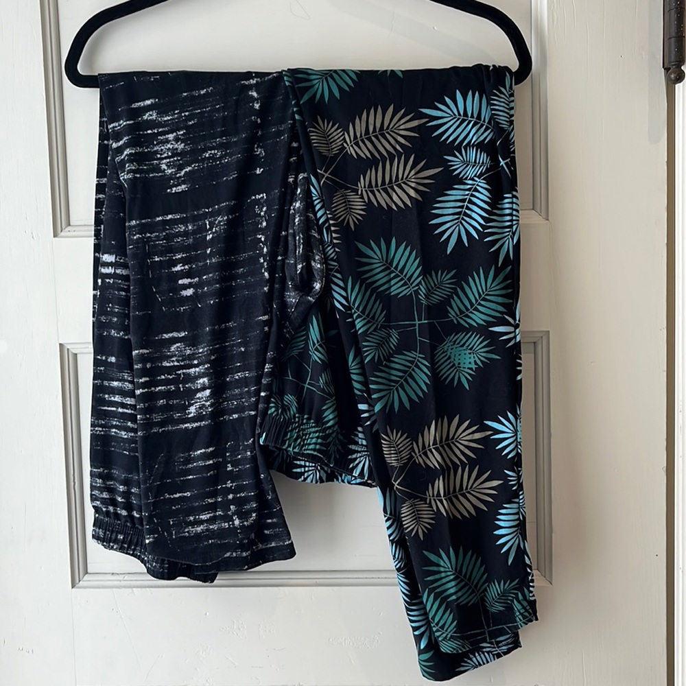 2 a pair Leggings Depot Leggings One Size Plus